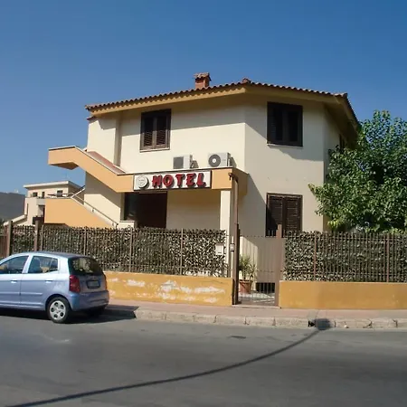 Hotel Oliver 3*